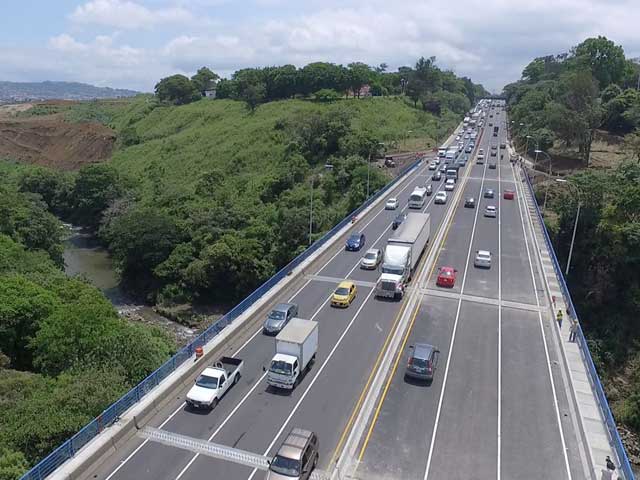 Puente Construido Con Préstamo Del Bcie Agiliza El Tráfico En