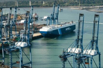 Panamá aumenta la presión sobre ck hutchison con acusaciones de