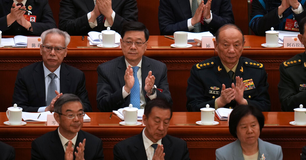 Hong kong se suma a las crecientes críticas de china