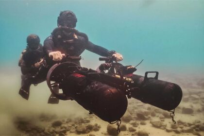 Centro de guerra de superficie naval de la marina de