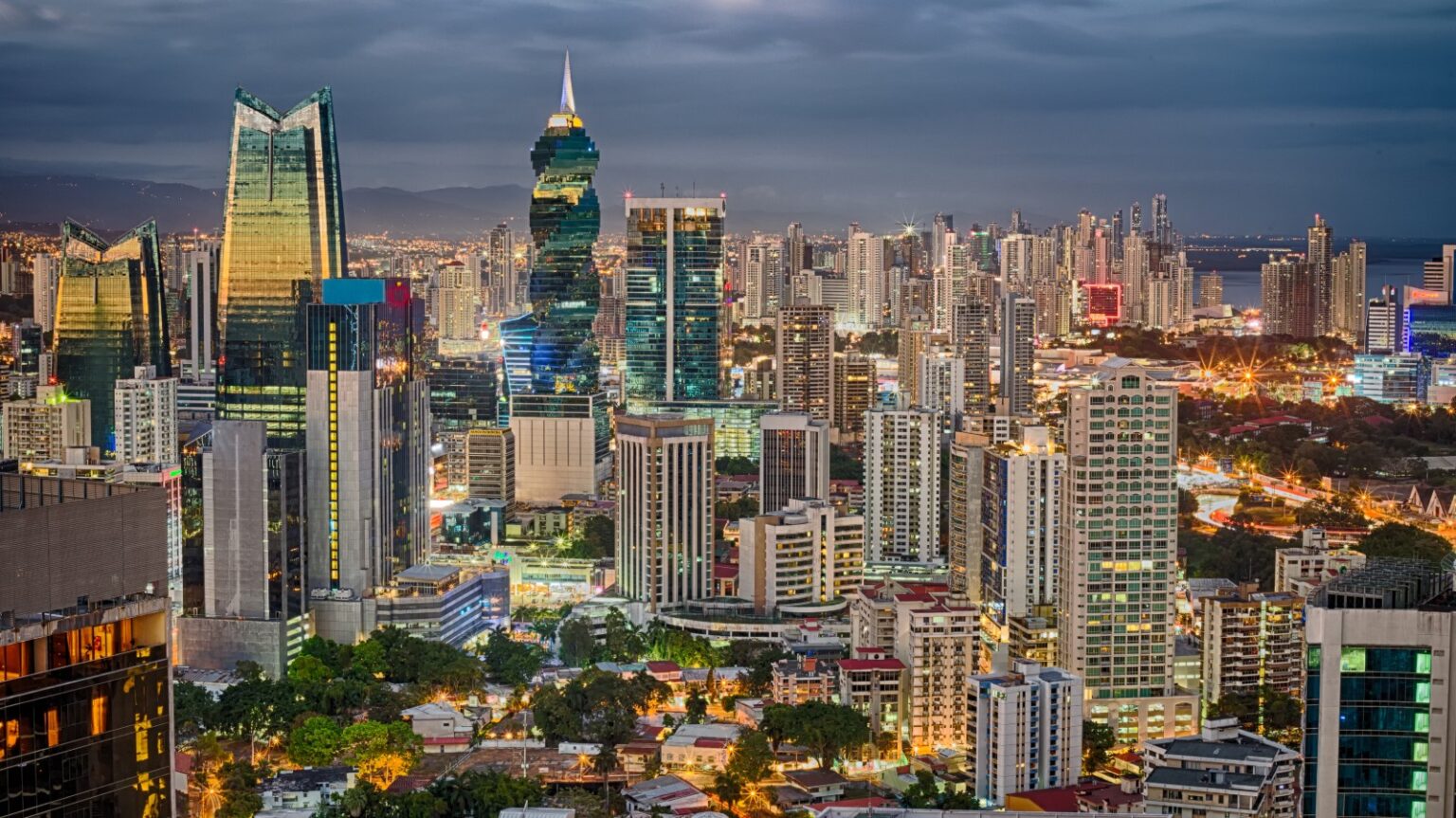 El campamento basado de innovación de israel para construir un