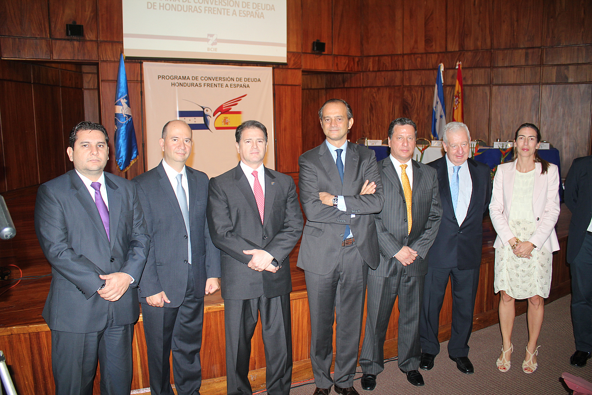 Inversión de us$55,3 millones financia proyectos que contribuyen al crecimiento